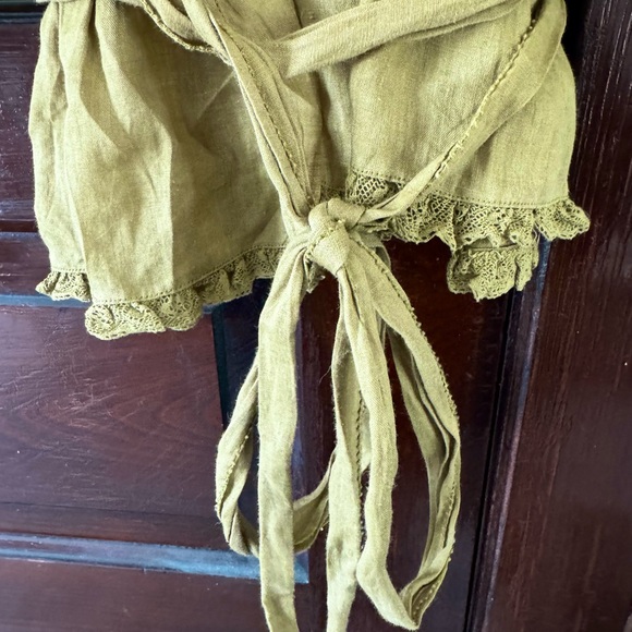 Doen Chartreuse Ruffle Blouse - Picture 5 of 11